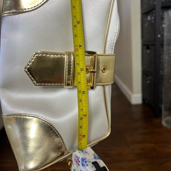 Dior cosmetic bag - Picture 3 of 7